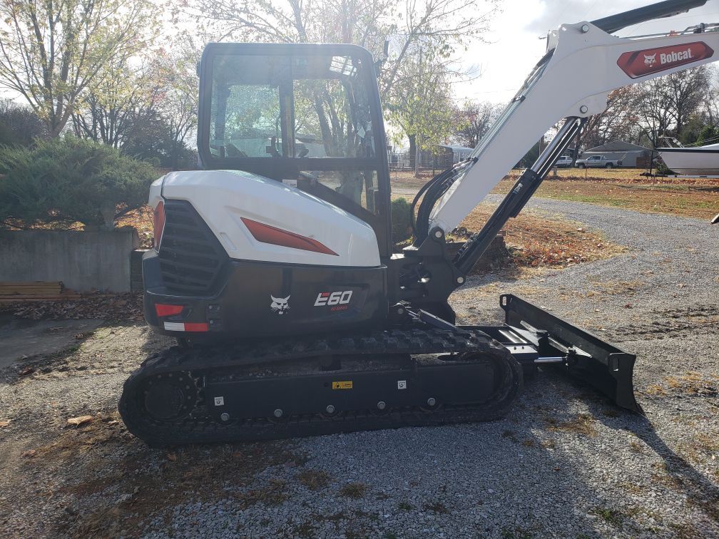 2022 BOBCAT E60 - Image 2